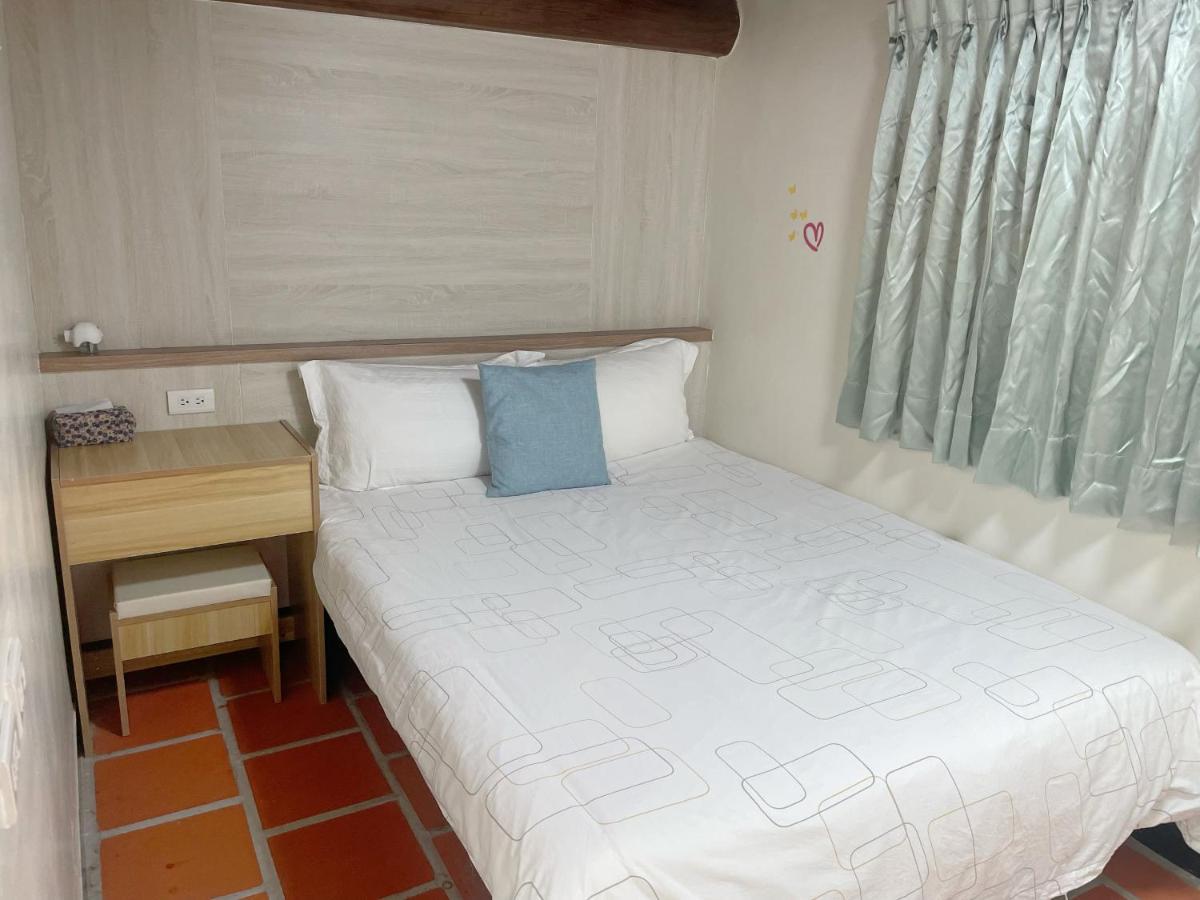 Xinqin B&B - City Area Jincheng Eksteriør billede